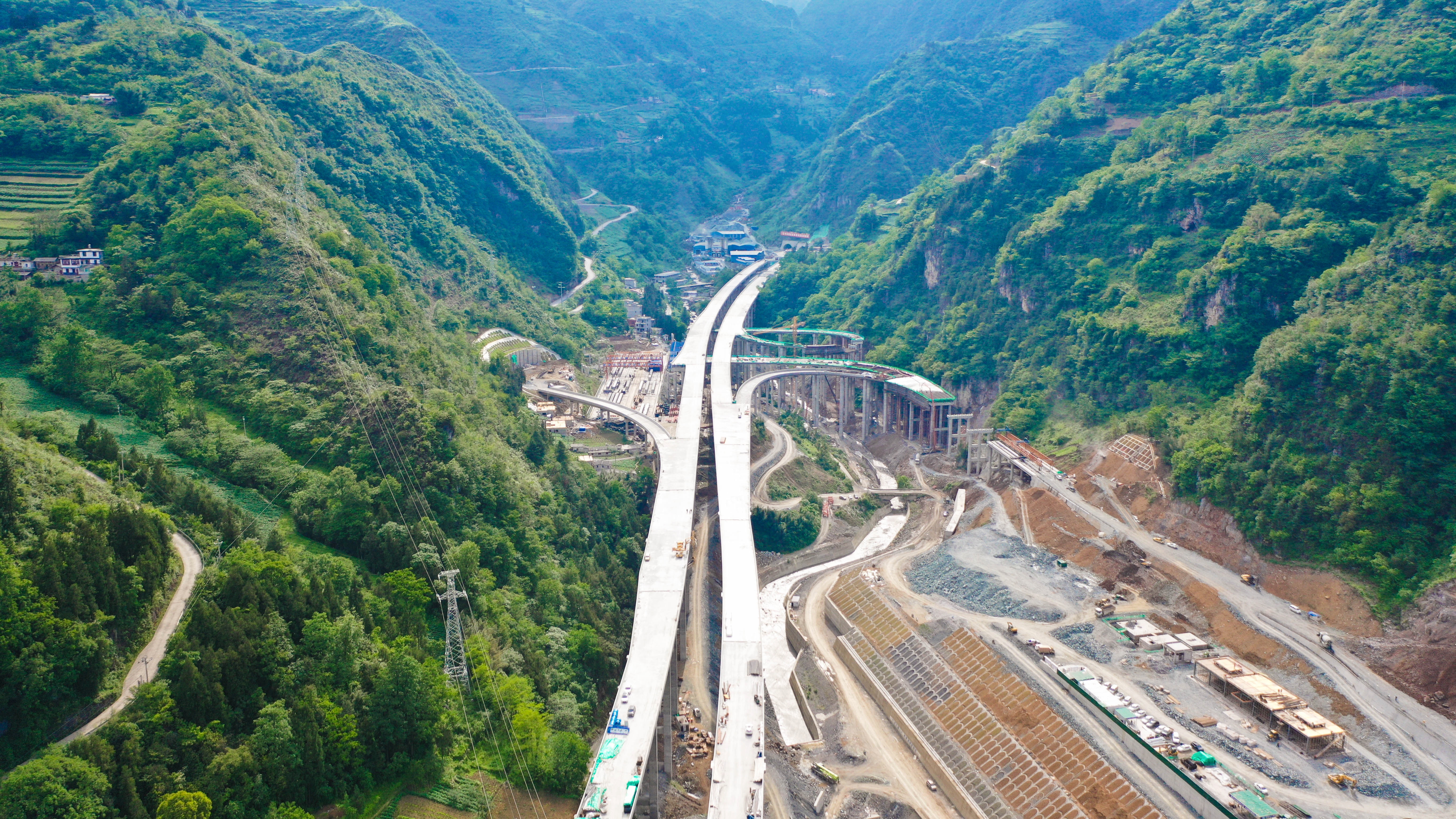 1716519511967039.jpg 2024.5.21 大永项目航拍1 (2)_副本.jpg